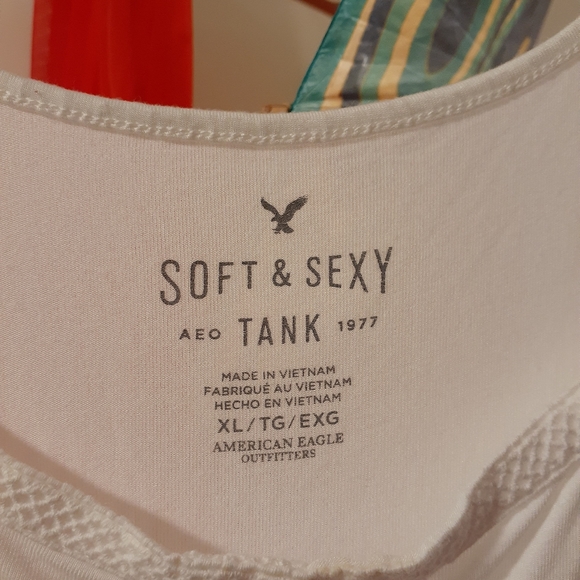 Top/Blouse - Picture 2 of 5